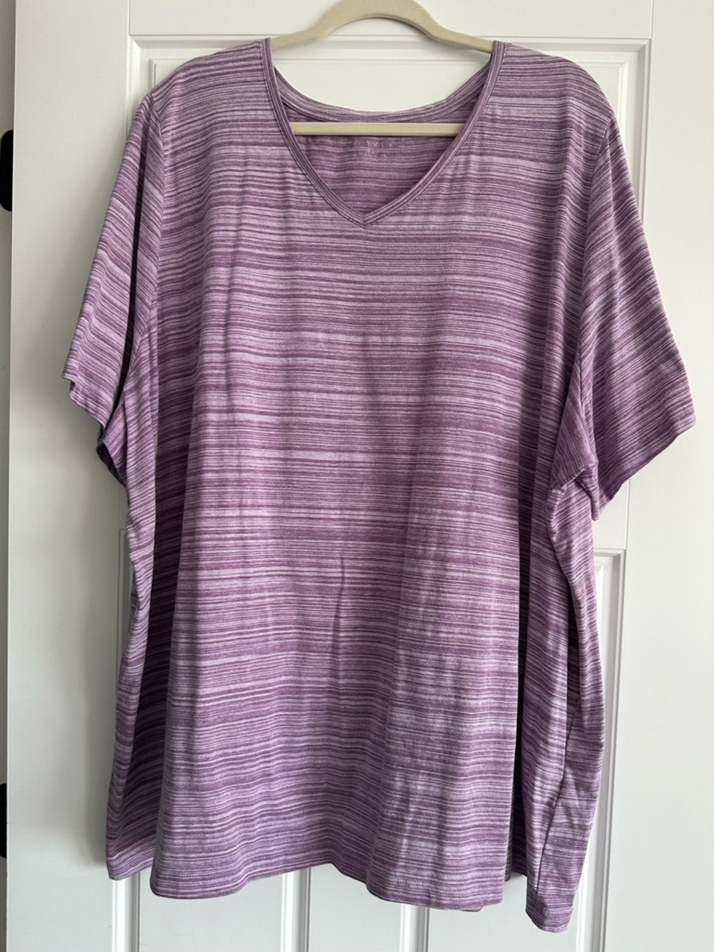 Plus size Soft Lavender Striped V-Neck Tunic T-shirt 26W28W.